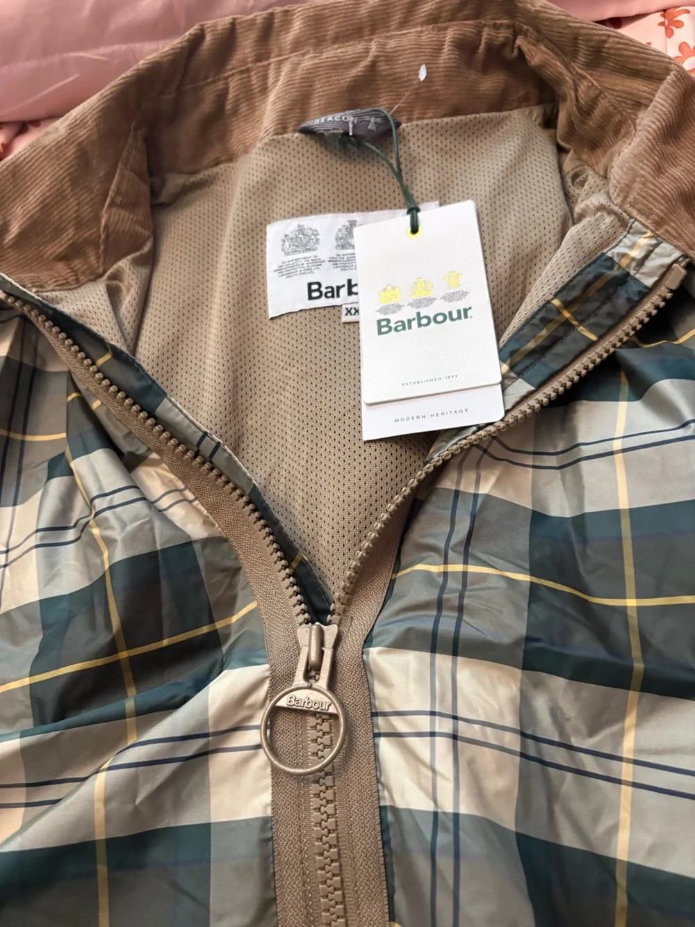 NWT Barbour Lightweight Plaid Zip Snowproof Jacket. Size XXL.